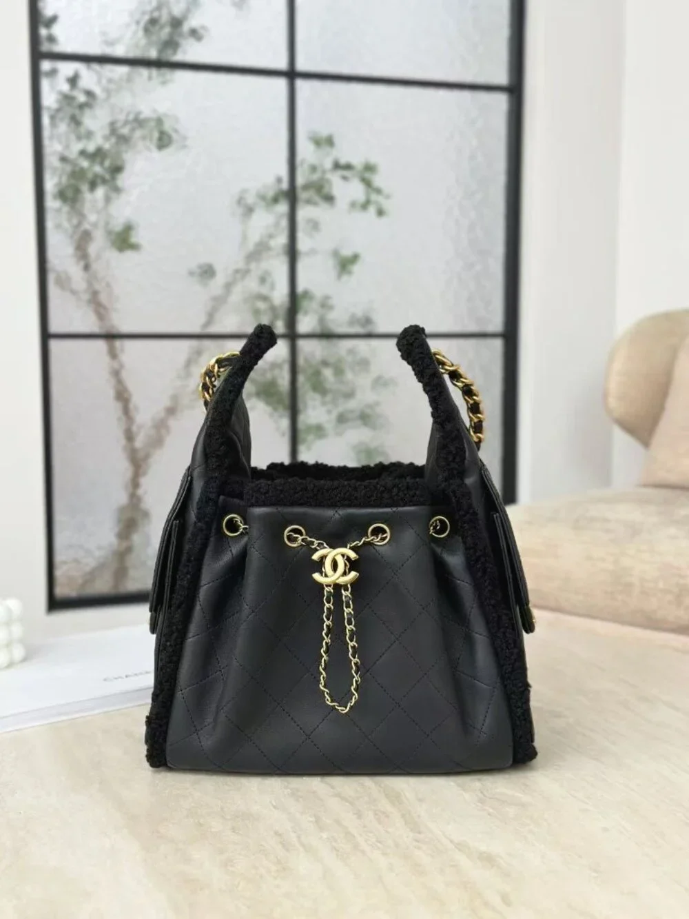Classic CHANEL Bag: A Stylish and Versatile Choice for Elegance